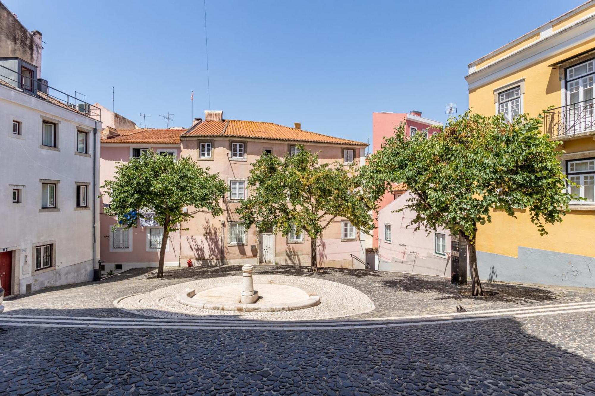 Gralhas Suites Lisbon Exterior photo